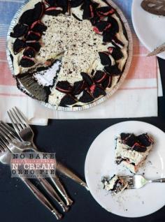
                    
                        Strawberries N’ Cream Oreo Pie | Community Post: 19 Dessert Recipes That Don't Require An Oven
                    
                