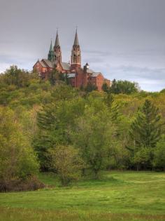 
                    
                        Holy Hill National Shrine of Mary - Wisconsin - USA (von Jim Bauer)
                    
                