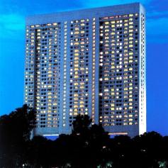 TrippyBooking - Ritz-Carlton Millenia Singapore
