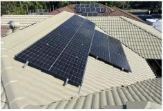 Stoner Electrical offers a range of solar packages to Gold Coast residential and commercial clients. As one of the top solar companies in Australia, we are committed to delivering exceptional performance, service, quality, and reliability. We partner with only the most trusted manufacturers, ensuring excellence in every project. Our solar designers and installers have years of expertise, guaranteeing exceptional service. We provide comprehensive solar services, including supplying solar panels, inverters, battery systems, and ongoing maintenance.