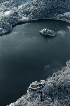 Castle and church of Bled | Slovenia (by Lenart Zore)