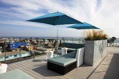 High, the rooftop lounge, at Hotel Erwin in Venice beach.