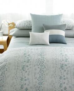 bedroom linens