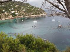 Playas con bandera azul en España, 5 playas de Ibiza  viajes-jovenes.es...