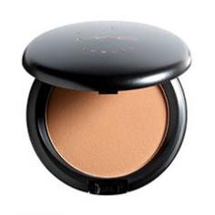 MAC Bronzing Powder: This formula slides on easily for a smooth, even look. A little goes a long way with this, so you can build up your col...