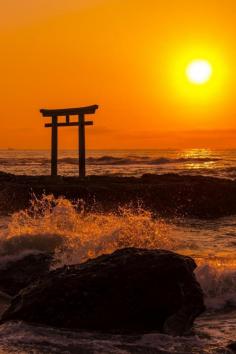 Sunrise at The Sea Shrine | Hidetoshi Kikuchi