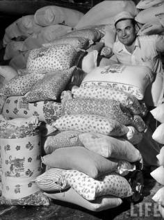 Depression era: when they realized women were using their sacks to make clothes for their children, the mills started using flowered fabric for their sacks. The label was designed to wash out.