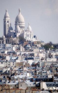 Sacre Coeur, Paris Love this area of Paris. Want time to wander around. Would love to get a snap from this point of view.