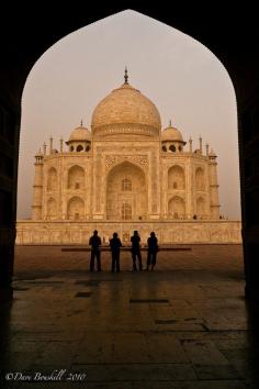 Is The Taj Mahal in Agra, India on your travel bucket list? #travel #photography