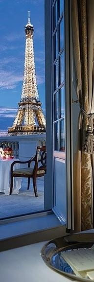 Hotel Shangri-la, Paris - need to stay here 