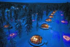 Hotel Kakslauttanen, Finland - glass igloos that allow you to watch the northern lights while lying in bed