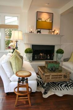 Easy and Inexpensive Ways to Decorate the Mantle above Your Fireplace | Cuded