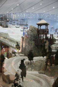 Ski Dubai- indoor ski slope. This attraction is simply impressive; you can ski all year around.