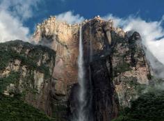 Angel Falls, Venezuela | 26 Real Places That Look Like They've Been Taken Out Of Fairy Tales