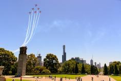 RAAF Roulettes over the forecourt of the Shrine of Remembrance