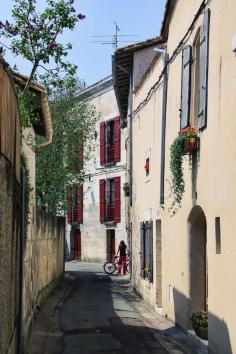 Brantôme, Dordogne, France | La Beℓℓe ℳystère
