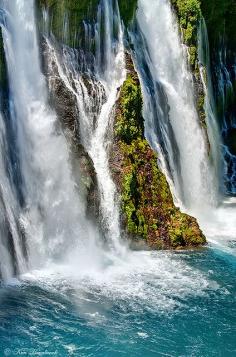 Oregon, US #travel #awesome #places Visit www.hot-lyts.com to see more background images
