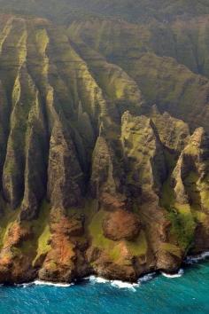 Nā Pali coast - by: (Üllar Pajus)