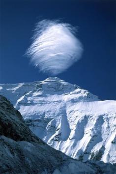 Mount Everest, Himalaya, Nepal.