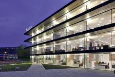 Sigmax, headquarters | Paul de Ruiter Architects; Photo: Pieter Kers, Daria Scagliola, Toon Grobet | Archinect