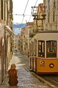 Alfama, Lisbon, Portugal.