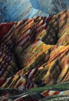 ZHANGYE DANXIA LANDFORM GEOLOGICAL PARK / Gansu Province, China