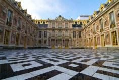 Palace of Versailles, France | 26 Real Places That Look Like They've Been Taken Out Of Fairy Tales