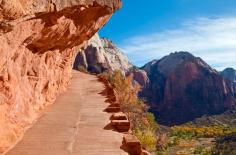 10 Most Beautiful Hikes in US Angel's Landing, Zion National Park,Utah