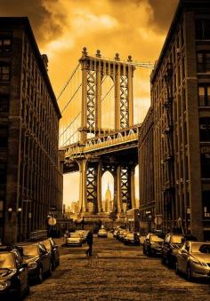 Manhattan Bridge from Brooklyn, NYC, United States.