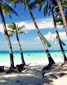 Boracay, still a Paradise? A Travel Guide to Philippines' most visited island...