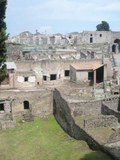 Pompeii Italy #italia www.flyeattravel.com