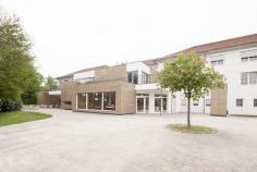 Anex to a union's educational facility | in_design architektur | Archinect