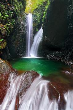 Gitgit Twin Waterfalls, Buleleng, Singaraja, Bali, Indonesia
