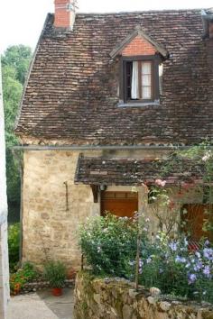 Charming French countryside cottage | EVENTIDE POST  ᘡղbᘠ