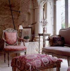 Poised in Pink...See More at thefrenchinspired...