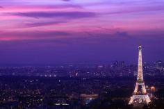 Eiffel Tower lights, Paris - Quoteko.