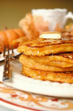 Fall Pumpkin Recipes You Must Try - Pumpkin Pancakes #breakfast
