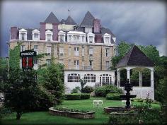 Crescent Hotel and Spa in Eureka Springs Arkansas .... haunted place I want to visit