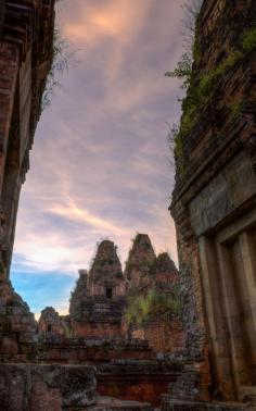 
                        
                            Prae Roup Temple, Siem Reap Province, Cambodia - Prea Roup, part of the Angkor Complex, Siem Reap, Cambodia
                        
                    
