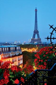 Room With a View : Condé Nast Traveler--Hotel Plaza Athenee--I could enjoy this view!