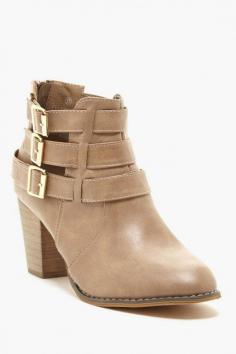 Bucco Pustany Ankle Boot