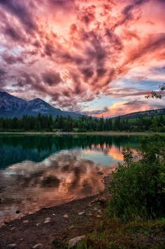 
                        
                            Patricia Lake, Alberta, Canada
                        
                    