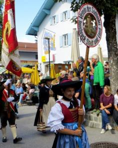 Film and pictures about #costume parade 2014 in Seefeld in #Tirol in german language: www.reiseziele.co... #Austria #Alps