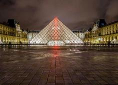 Louvre, Paris          Paris Daily Photo