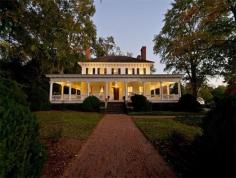 
                        
                            Historic Plantation Home in Monticello, GA
                        
                    