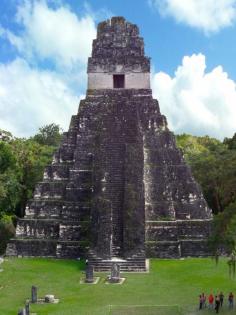 Tikal Plaza Mayor, Tikal, Guatemala