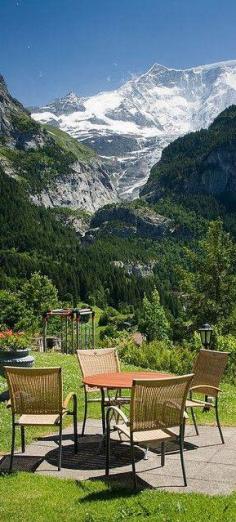 #Grindelwald, #Switzerland en.directrooms.co...
