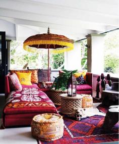 7 Design "Mistakes" That Are Actually Totally Chic//Tropical themed veranda design