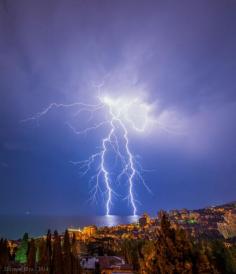 Lightning attack by Илья Жирнов | denlArt