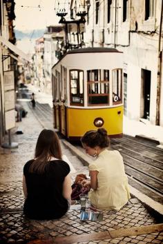 
                        
                            awesomel Lisbon (Portugal)
                        
                    